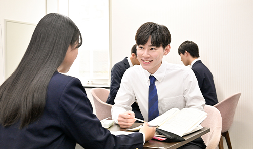 メディックＴＯＭＡＳ市ヶ谷本部校の講師画像
